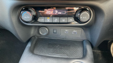 Nissan Juke 1.6 Hybrid N-Connecta 5dr Auto Hybrid Hatchback